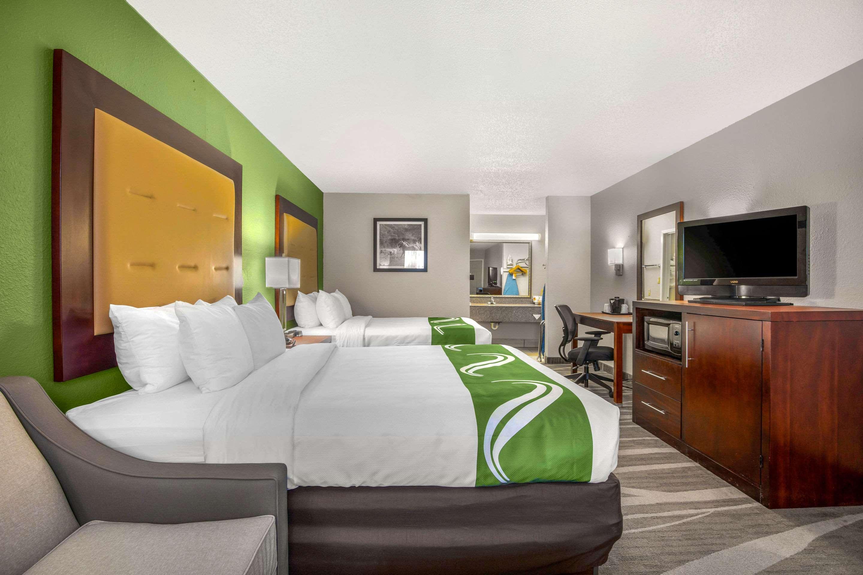 Quality Inn & Suites ウェザーフォード エクステリア 写真