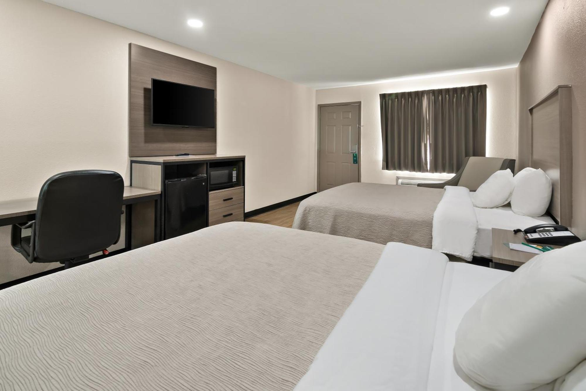 Quality Inn & Suites ウェザーフォード エクステリア 写真