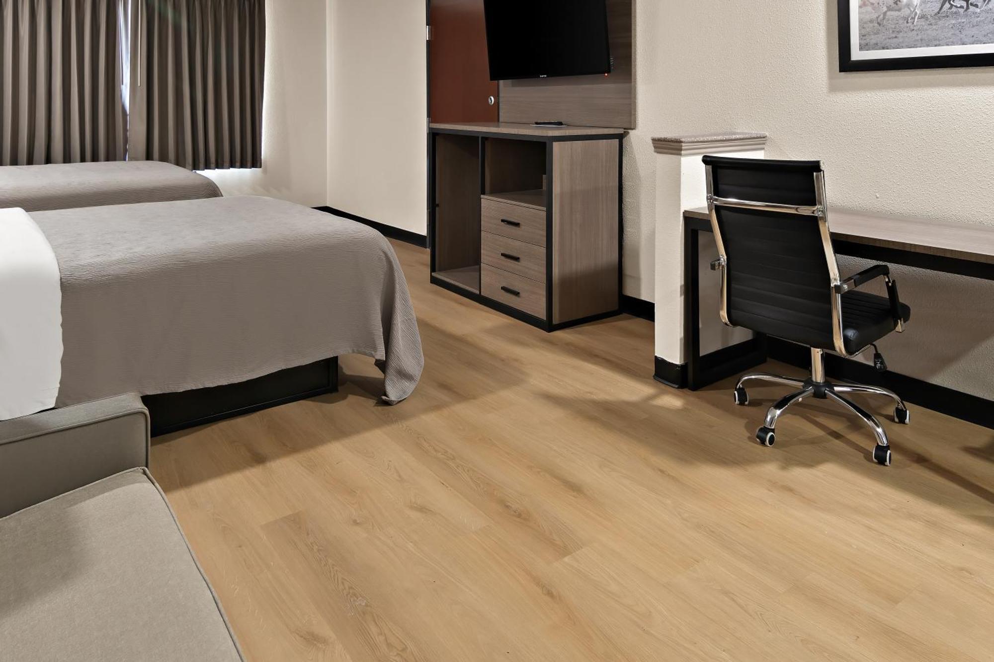Quality Inn & Suites ウェザーフォード エクステリア 写真
