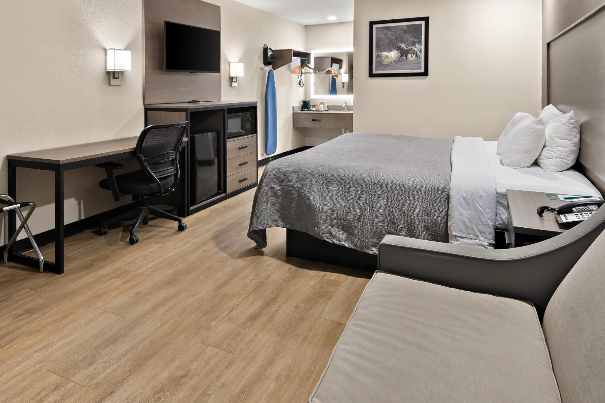 Quality Inn & Suites ウェザーフォード エクステリア 写真