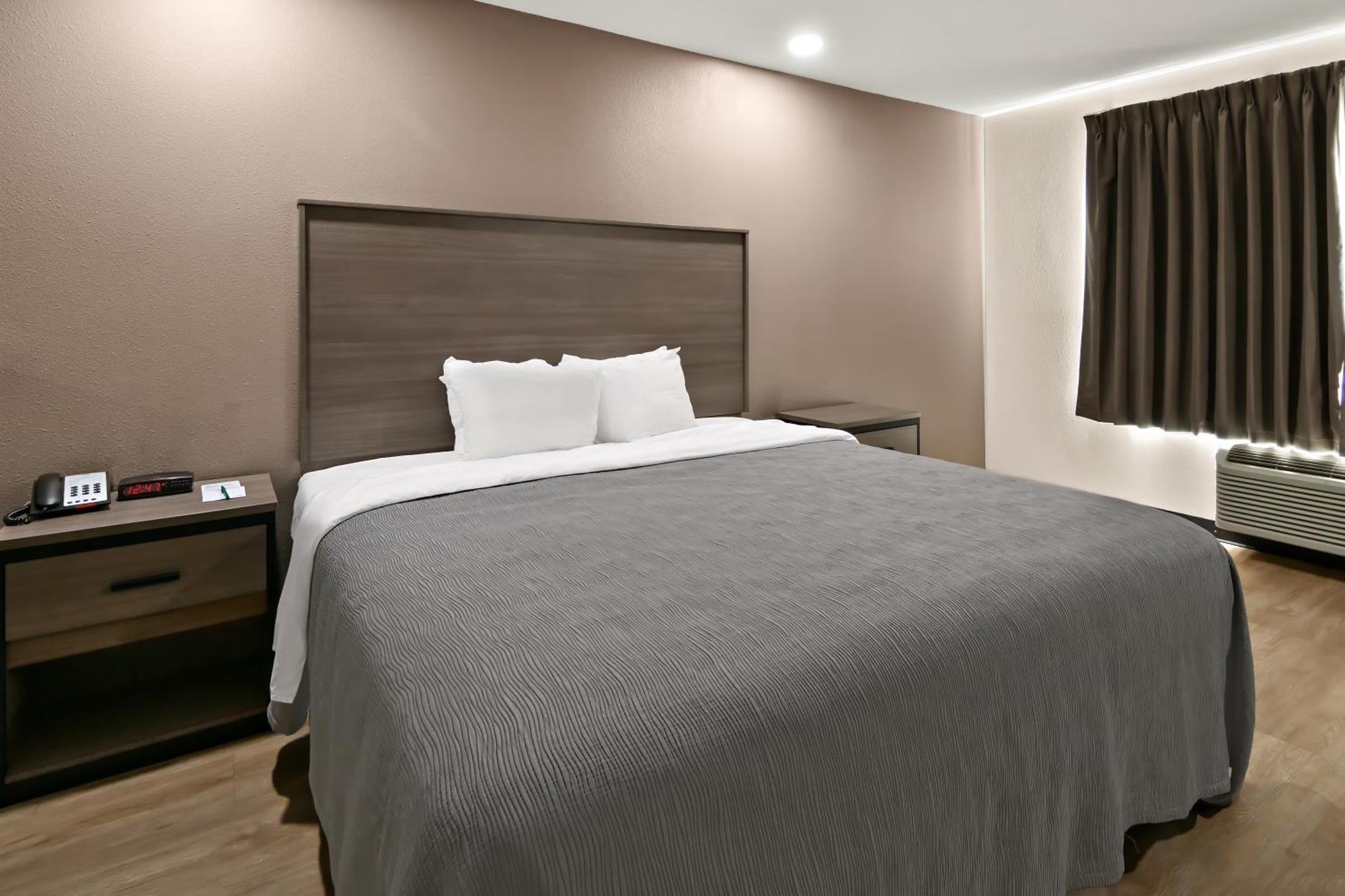 Quality Inn & Suites ウェザーフォード エクステリア 写真