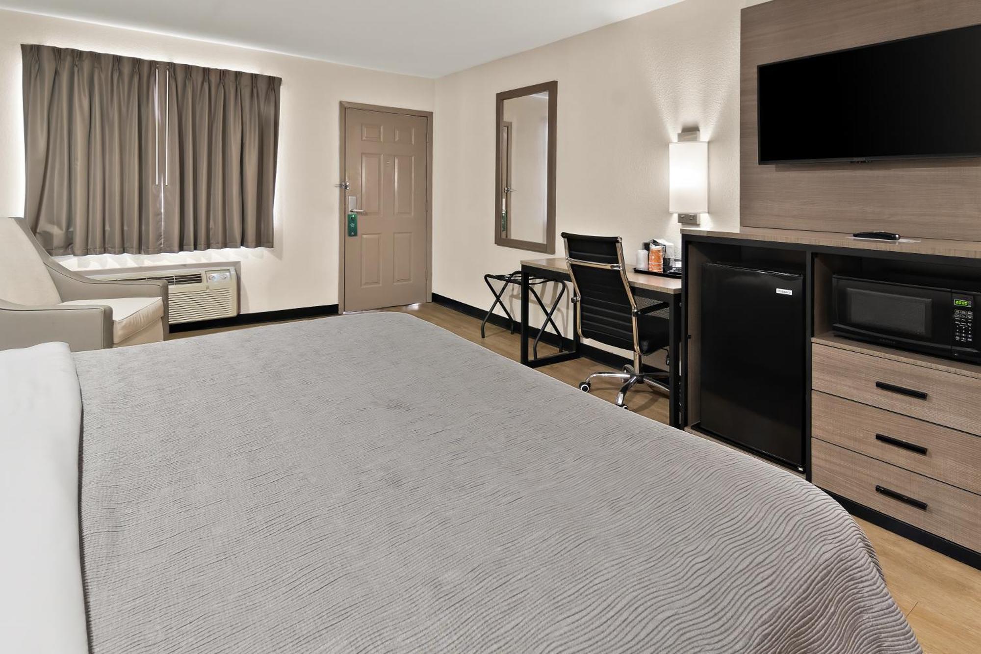 Quality Inn & Suites ウェザーフォード エクステリア 写真