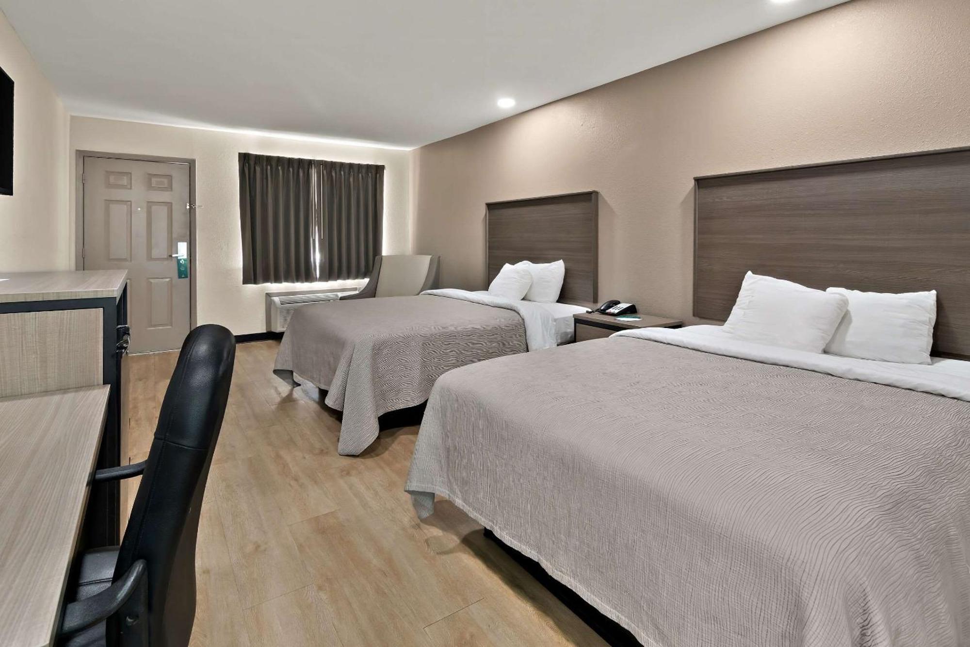Quality Inn & Suites ウェザーフォード エクステリア 写真
